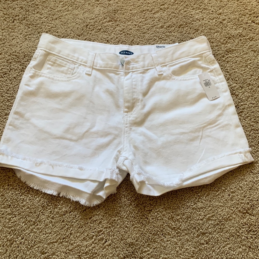 NWT Old Navy white denim shorts size 16